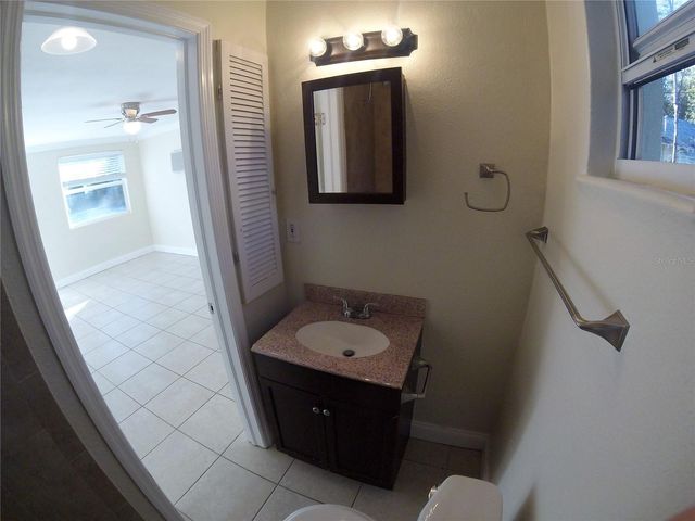 1300 28TH AVENUE N 2, St Petersburg, FL 33704