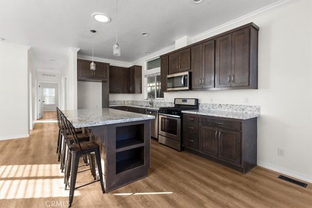 7652 Garfield Avenue 33, Huntington Beach, CA 92648