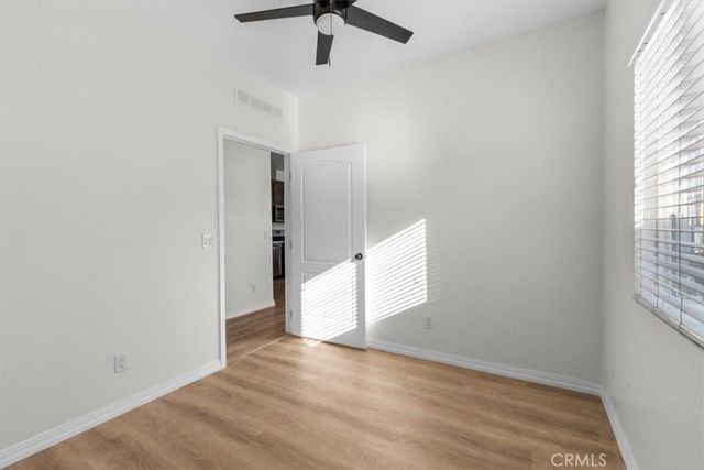 7652 Garfield Avenue 33, Huntington Beach, CA 92648