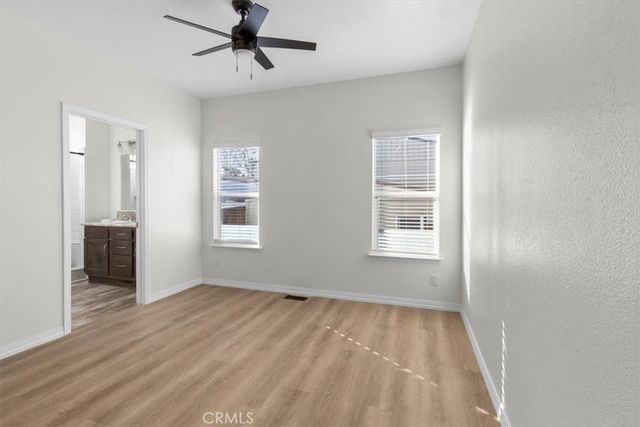 7652 Garfield Avenue 33, Huntington Beach, CA 92648