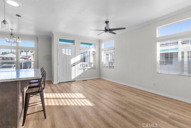 7652 Garfield Avenue 33, Huntington Beach, CA 92648