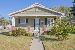 300 Waggoner Avenue, Evansville, IN 47713