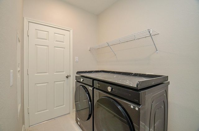 35 S Marshside Place, Spring, TX 77389
