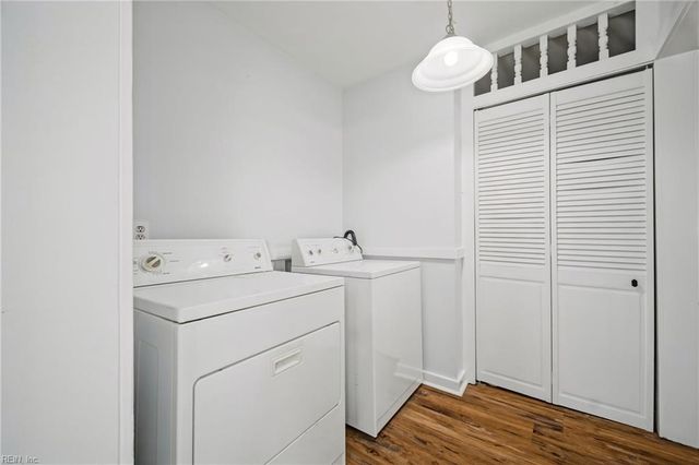 18 Reynolds DR, Hampton, VA 23664
