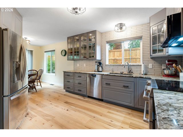 20 Sw 143RD Ave, Beaverton, OR 97006