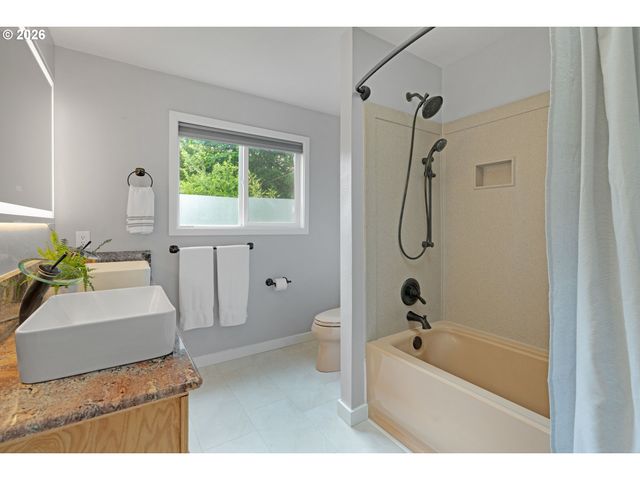 20 Sw 143RD Ave, Beaverton, OR 97006