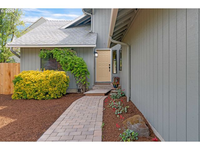 20 Sw 143RD Ave, Beaverton, OR 97006