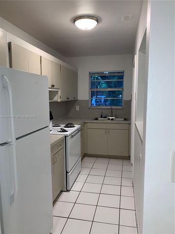 2612 Johnson St 4, Hollywood, FL 33020