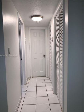 2612 Johnson St 4, Hollywood, FL 33020