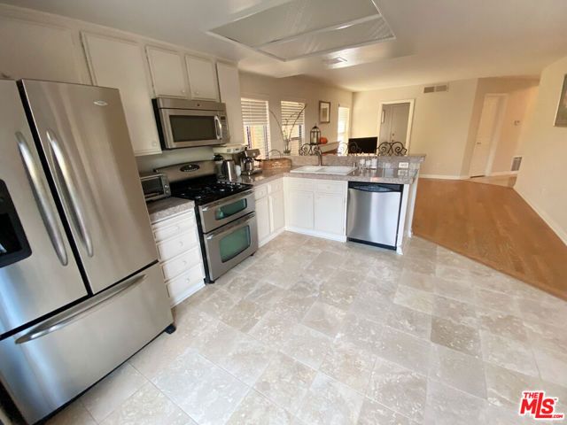 3856 Cottonwood Grove Trail, Calabasas, CA 91301