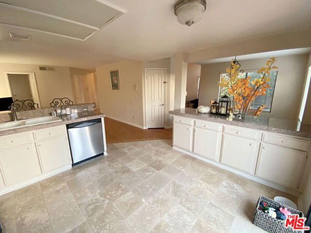 3856 Cottonwood Grove Trail, Calabasas, CA 91301