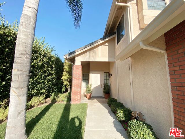 3856 Cottonwood Grove Trail, Calabasas, CA 91301