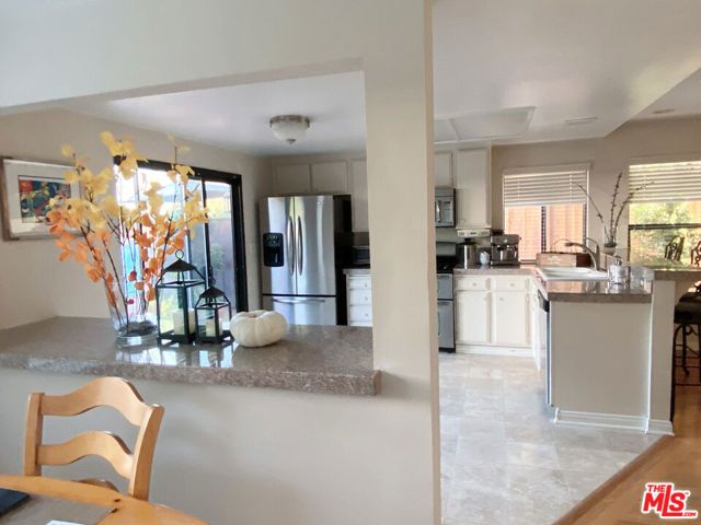 3856 Cottonwood Grove Trail, Calabasas, CA 91301