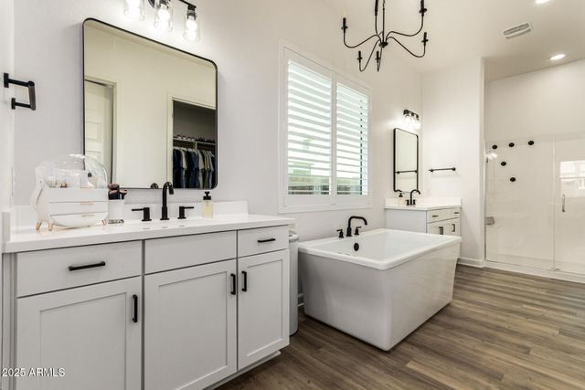 35562 N GEMSTONE Way, San Tan Valley, AZ 85144