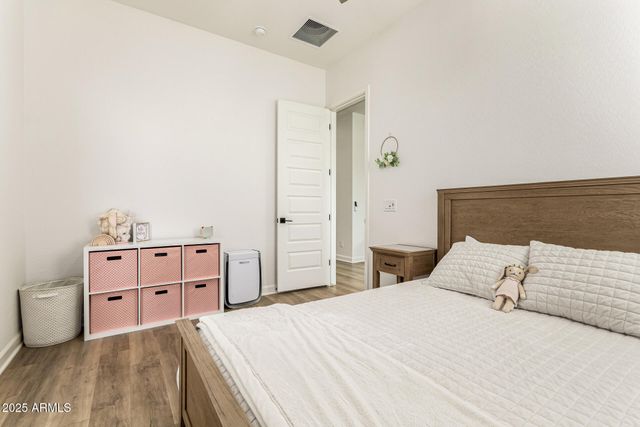 35562 N GEMSTONE Way, San Tan Valley, AZ 85144