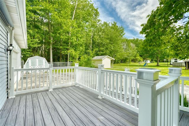 6578 Lakeside Road, Ontario, NY 14519