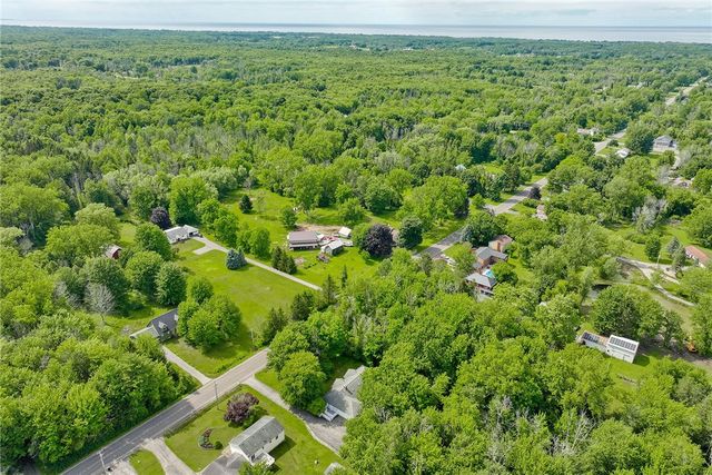 6578 Lakeside Road, Ontario, NY 14519