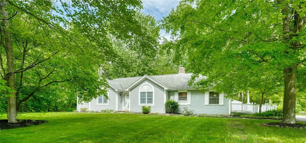 6578 Lakeside Road, Ontario, NY 14519
