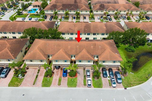 9500 SW Otter Lane, Stuart, FL 34997