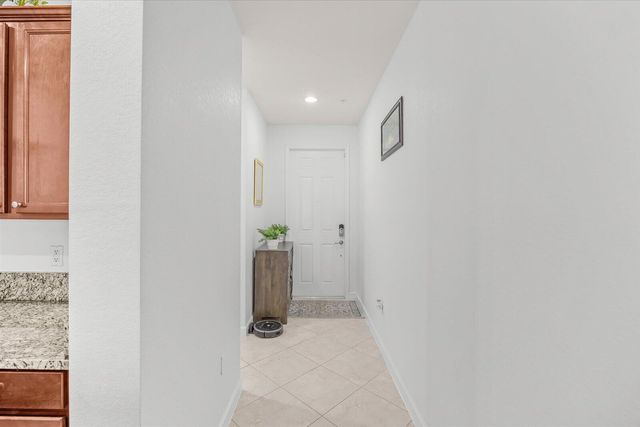 9500 SW Otter Lane, Stuart, FL 34997