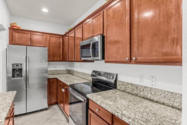 9500 SW Otter Lane, Stuart, FL 34997