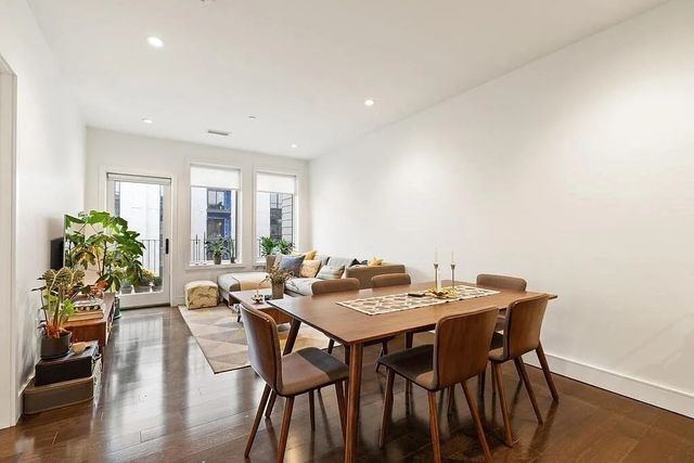 2 West 6th St. 303, Boston, MA 02127