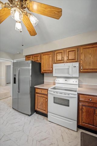 16 Whitebridge Lane, Frankfort, KY 40601