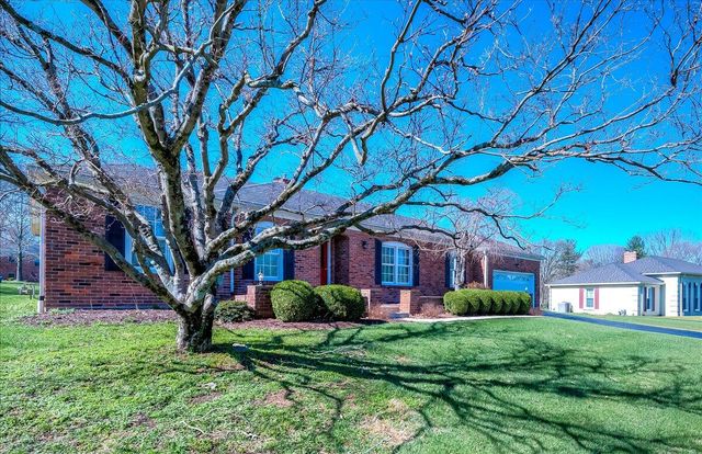 16 Whitebridge Lane, Frankfort, KY 40601