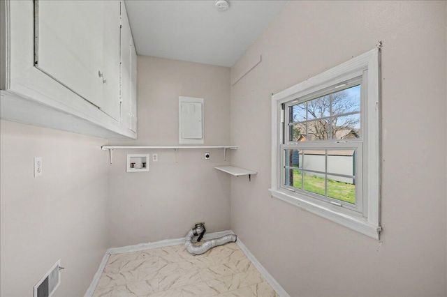 16 Whitebridge Lane, Frankfort, KY 40601