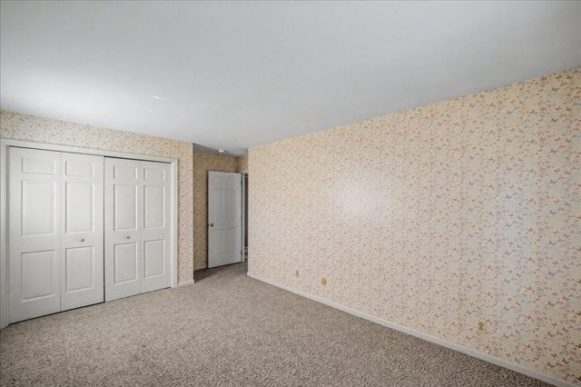 16 Whitebridge Lane, Frankfort, KY 40601