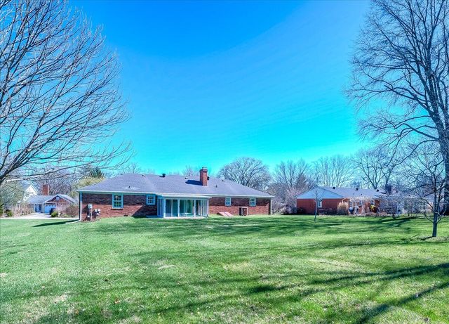 16 Whitebridge Lane, Frankfort, KY 40601