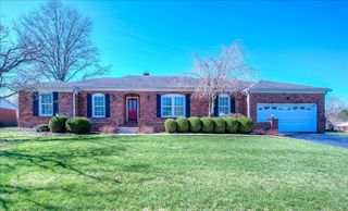 16 Whitebridge Lane, Frankfort, KY 40601