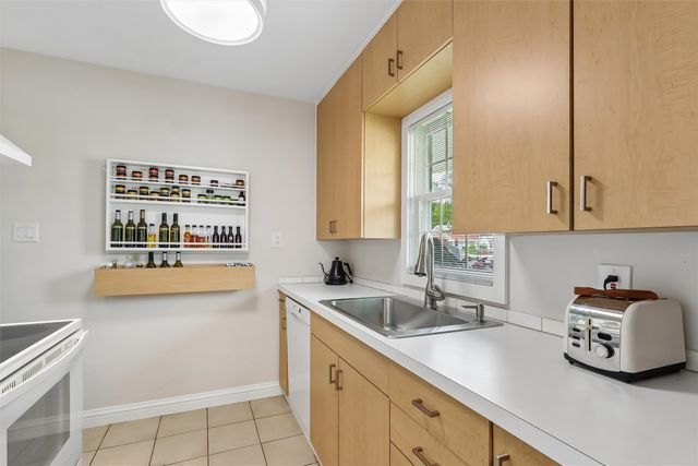 1248 57th Street, Des Moines, IA 50311