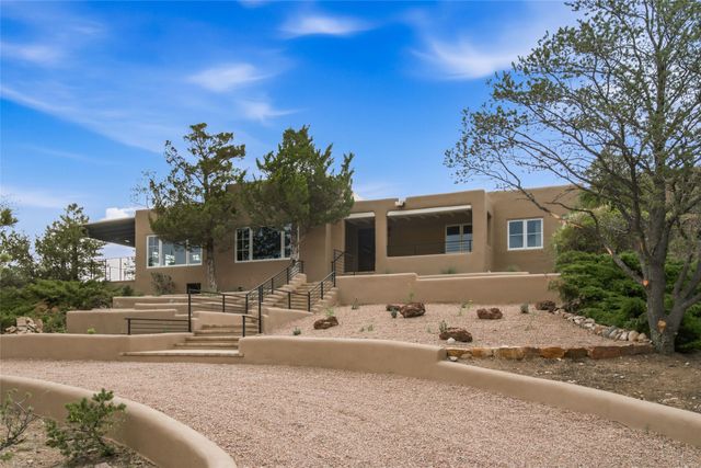 1451 Don Gaspar Avenue, Santa Fe, NM 87505