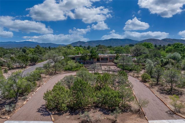 1451 Don Gaspar Avenue, Santa Fe, NM 87505