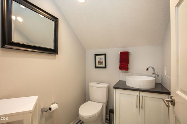 60643 Thunderbird Court, Bend, OR 97702
