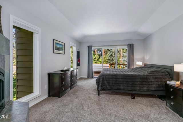 60643 Thunderbird Court, Bend, OR 97702