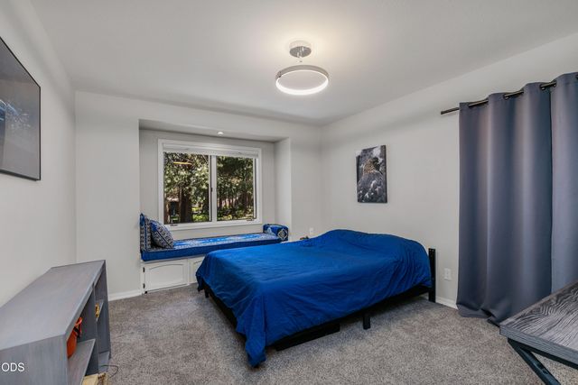 60643 Thunderbird Court, Bend, OR 97702