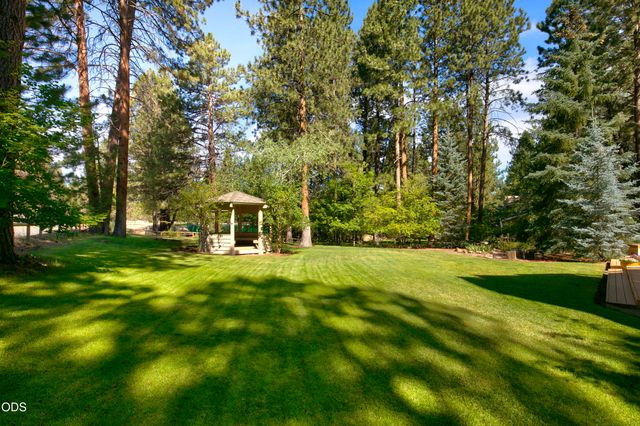 60643 Thunderbird Court, Bend, OR 97702