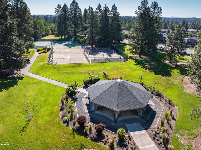60643 Thunderbird Court, Bend, OR 97702