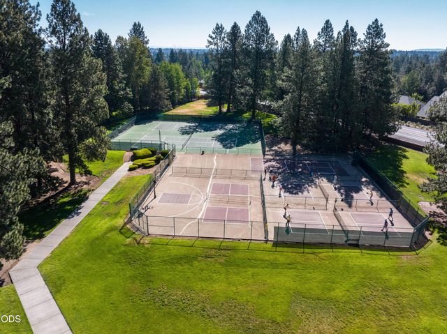 60643 Thunderbird Court, Bend, OR 97702