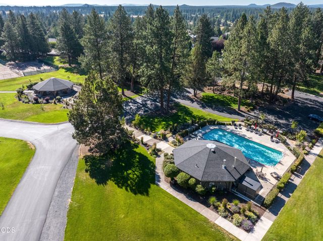 60643 Thunderbird Court, Bend, OR 97702