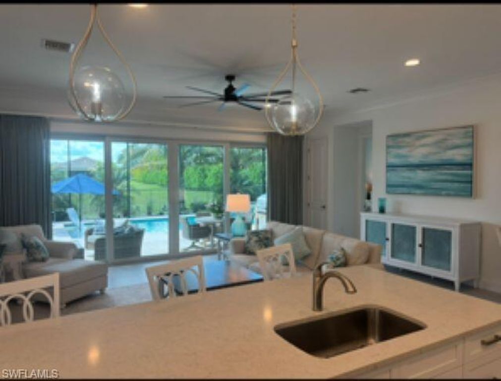 11555 Jacaranda DR, NAPLES, FL 34120 — photo 5