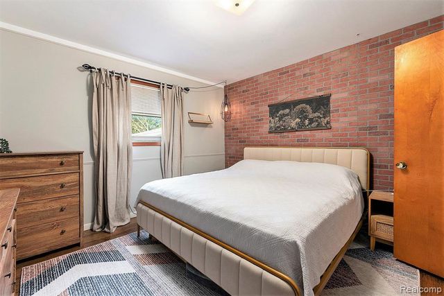 22029 Downing Street, Saint Clair Shores, MI 48080