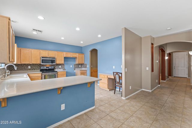 1542 E CHAPARRAL Place, Casa Grande, AZ 85122