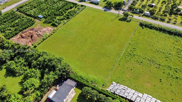 23240 SW 209th Place, Homestead, FL 33031