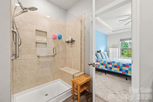 9330 Festival Way, Charlotte, NC 28215