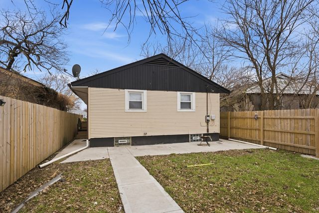 14837 Maplewood Avenue, Harvey, IL 60426