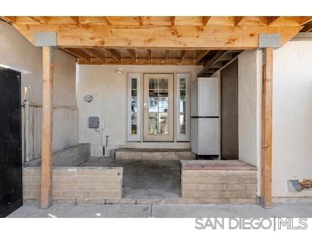 2127 Berry St, Lemon Grove, CA 91945