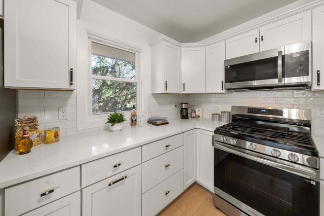 269 Bridge Street, Shoreview, MN 55126